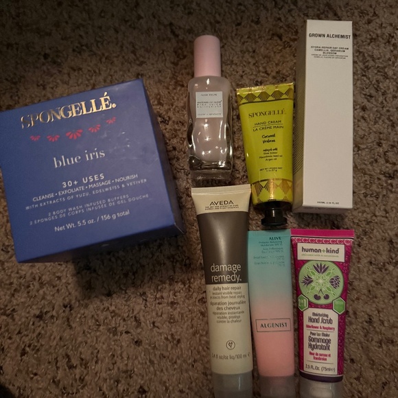 Beauty Bundle - Picture 1 of 4